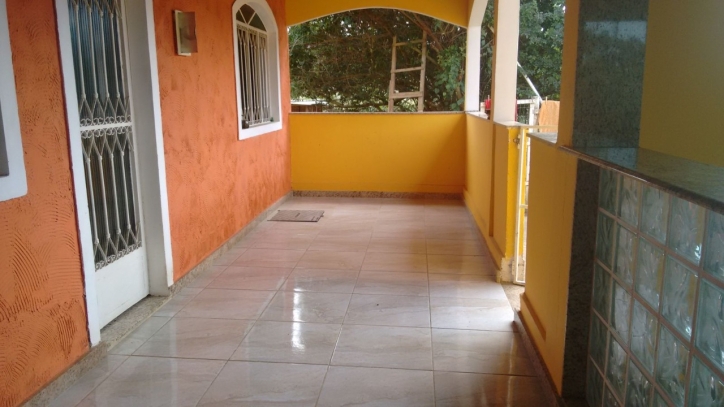 Casa à venda com 3 quartos, 200m² - Foto 4