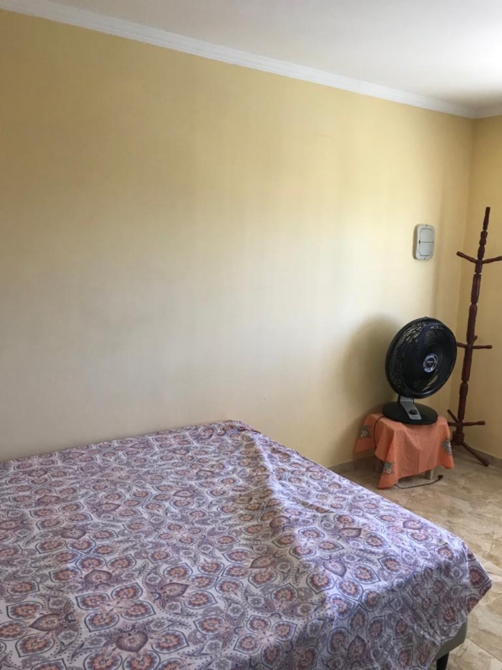 Casa à venda com 2 quartos, 70m² - Foto 10