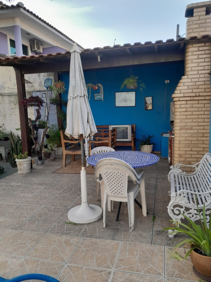 Casa à venda com 4 quartos, 300m² - Foto 25