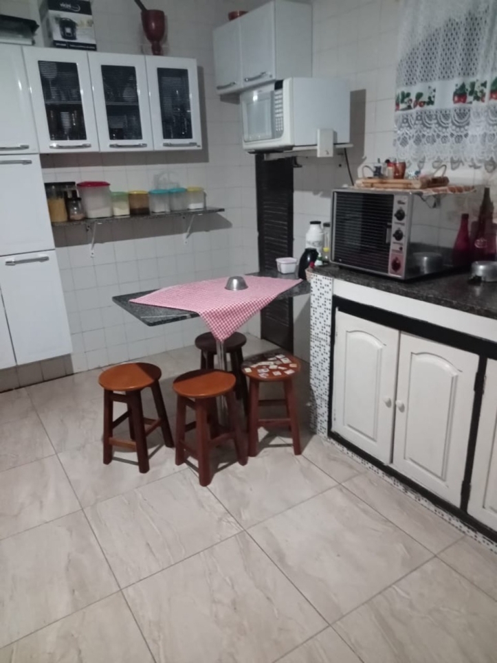 Casa à venda com 4 quartos, 300m² - Foto 26