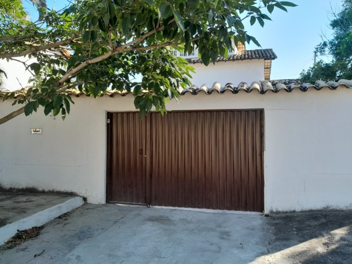 Casa à venda com 2 quartos, 200m² - Foto 2