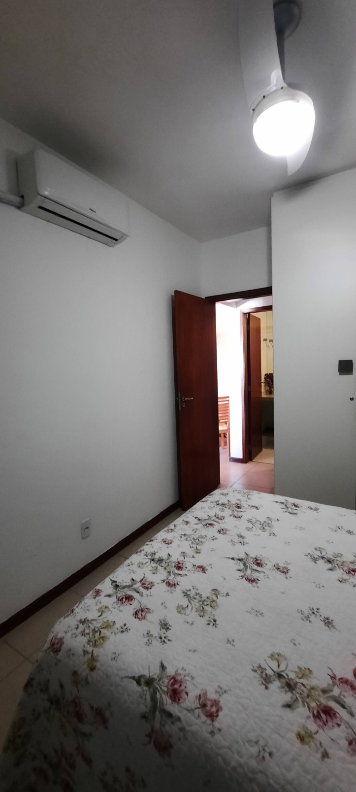 Apartamento à venda com 2 quartos, 75m² - Foto 13