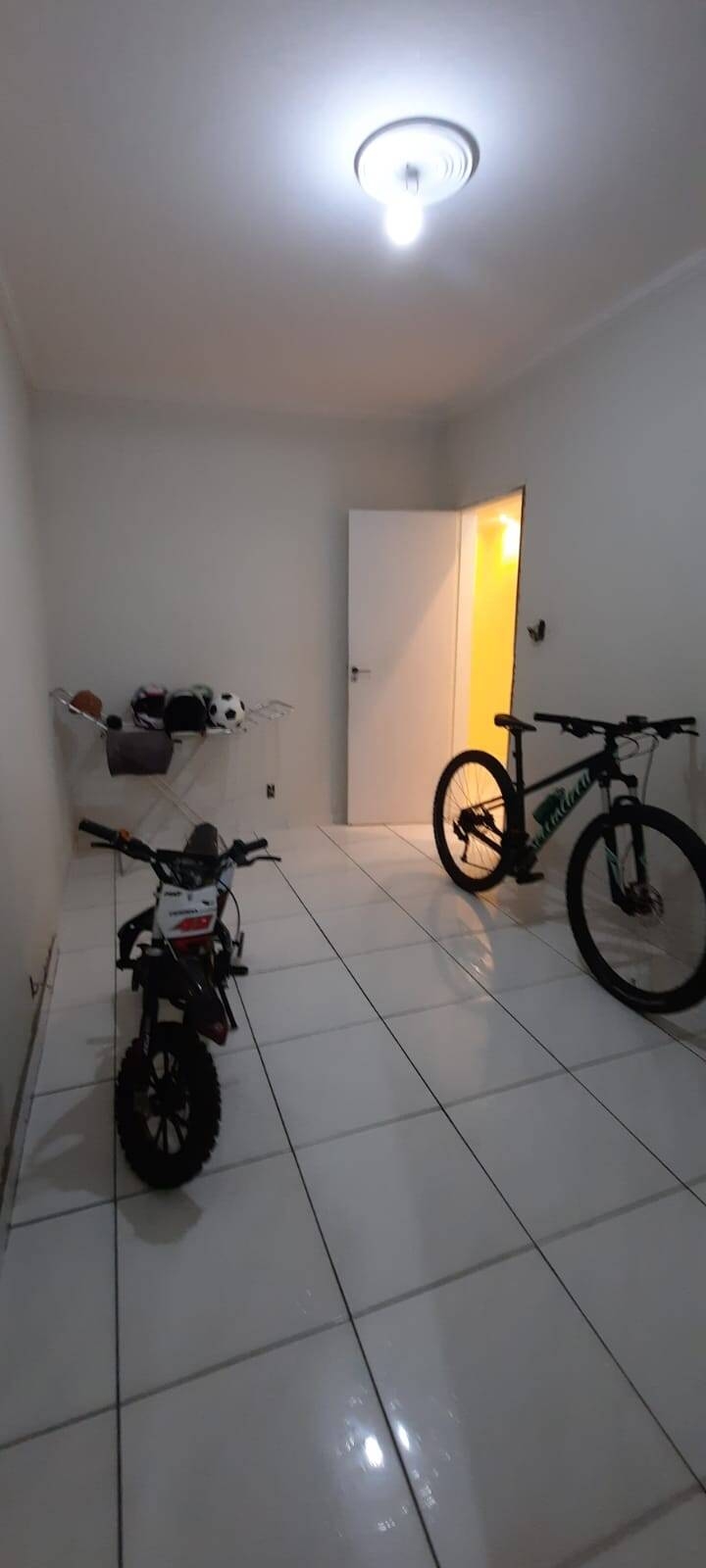 Casa à venda com 3 quartos, 100m² - Foto 12