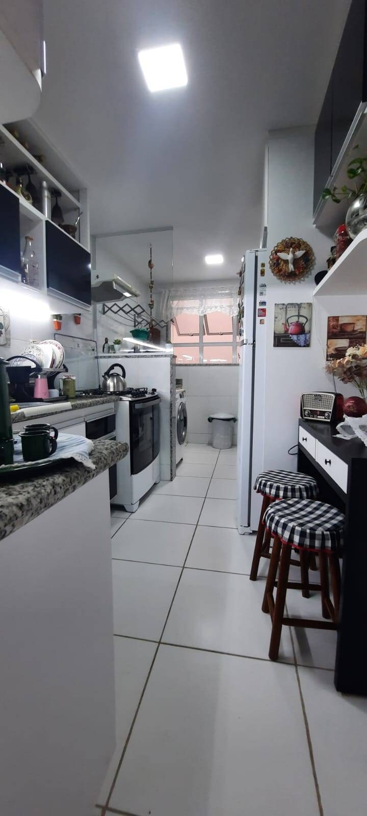 Apartamento à venda com 2 quartos, 80m² - Foto 23