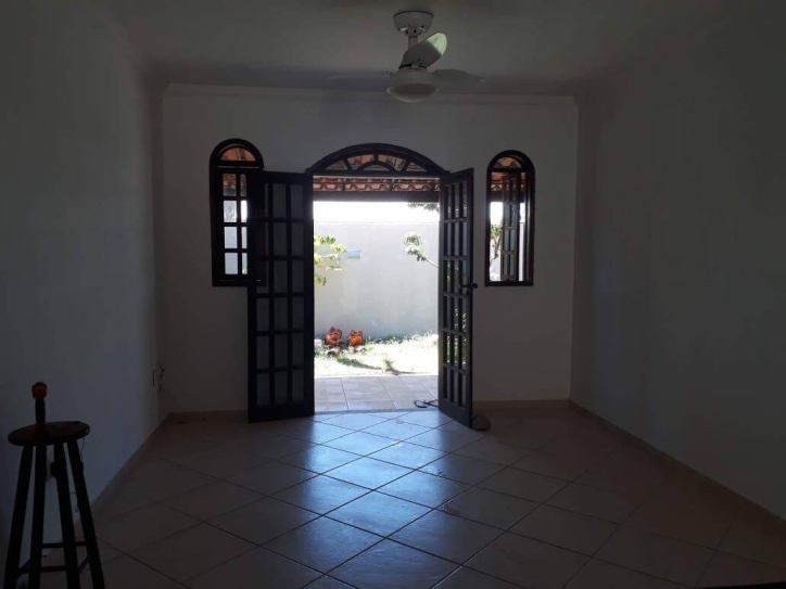 Casa à venda com 3 quartos, 100m² - Foto 10