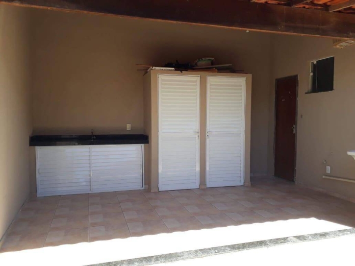 Casa à venda com 3 quartos, 100m² - Foto 11