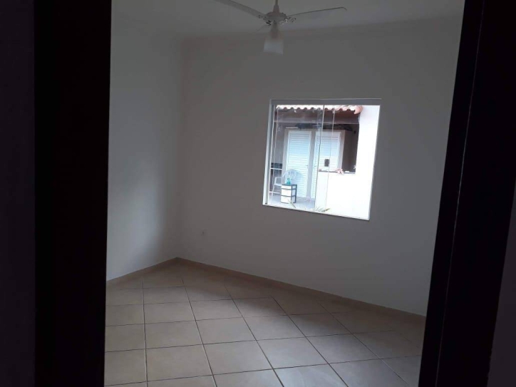 Casa à venda com 3 quartos, 100m² - Foto 16