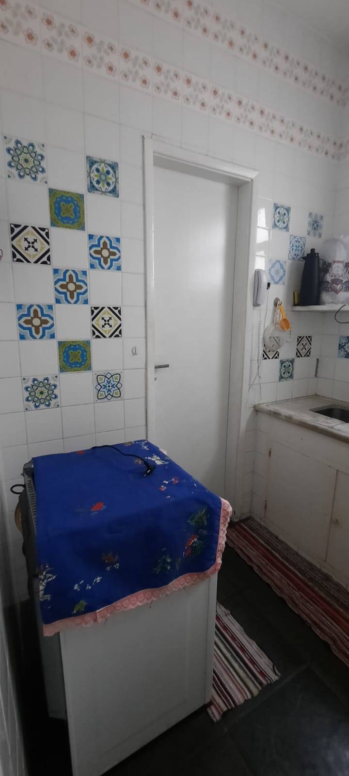 Apartamento à venda com 2 quartos, 75m² - Foto 12