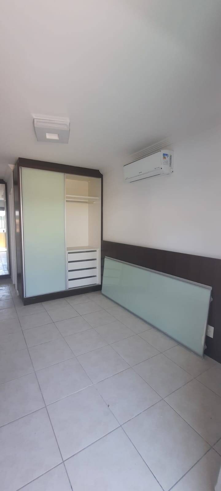 Casa de Condomínio à venda com 4 quartos, 150m² - Foto 11