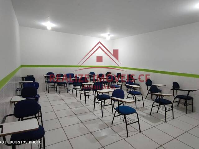 #490 - Sala para Locação em Cabo Frio - RJ - 2