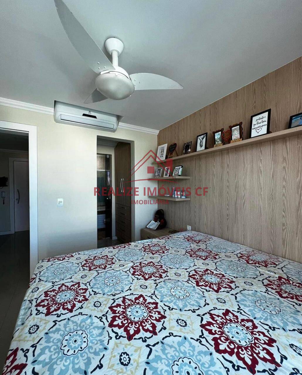 Casa à venda com 5 quartos, 200m² - Foto 6