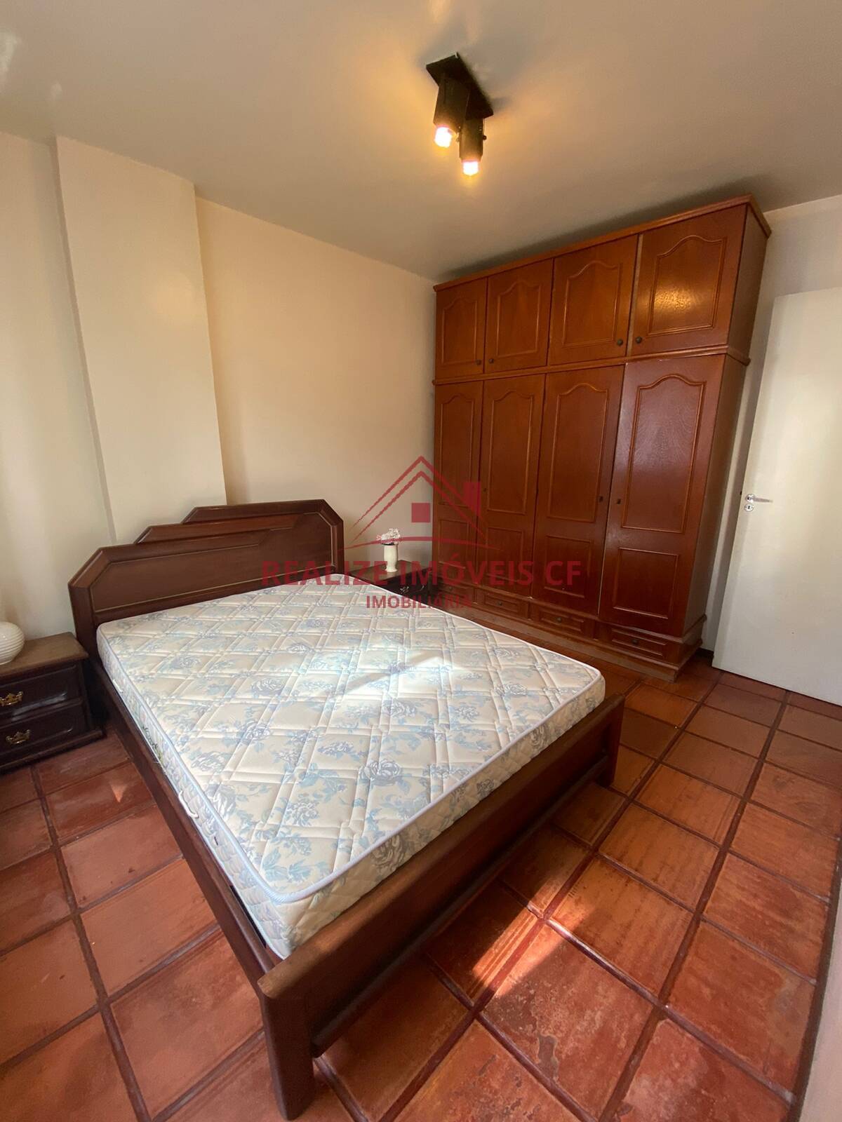 Apartamento à venda com 2 quartos, 80m² - Foto 6