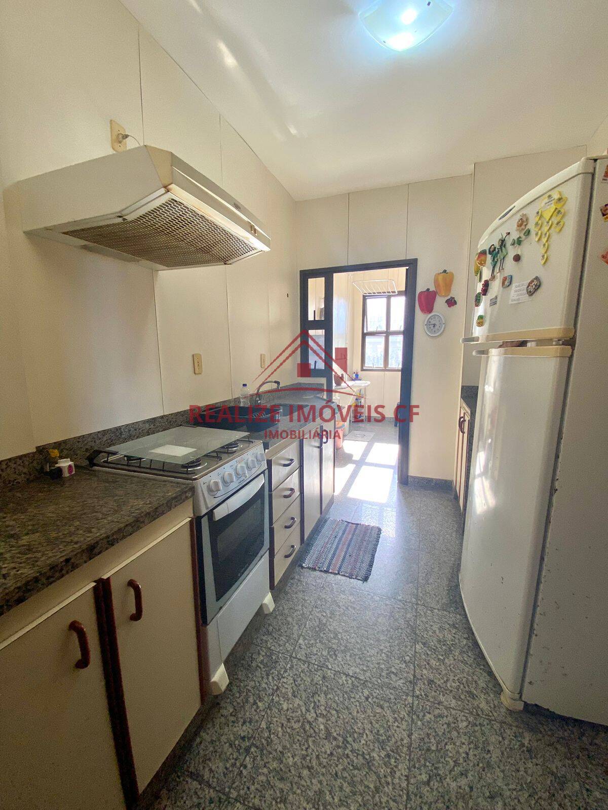 Apartamento à venda com 3 quartos, 145m² - Foto 6