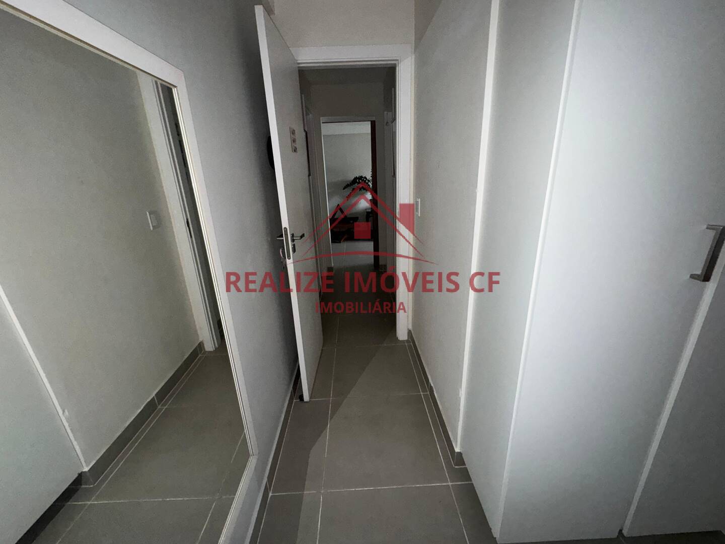 Apartamento à venda com 2 quartos, 85m² - Foto 5