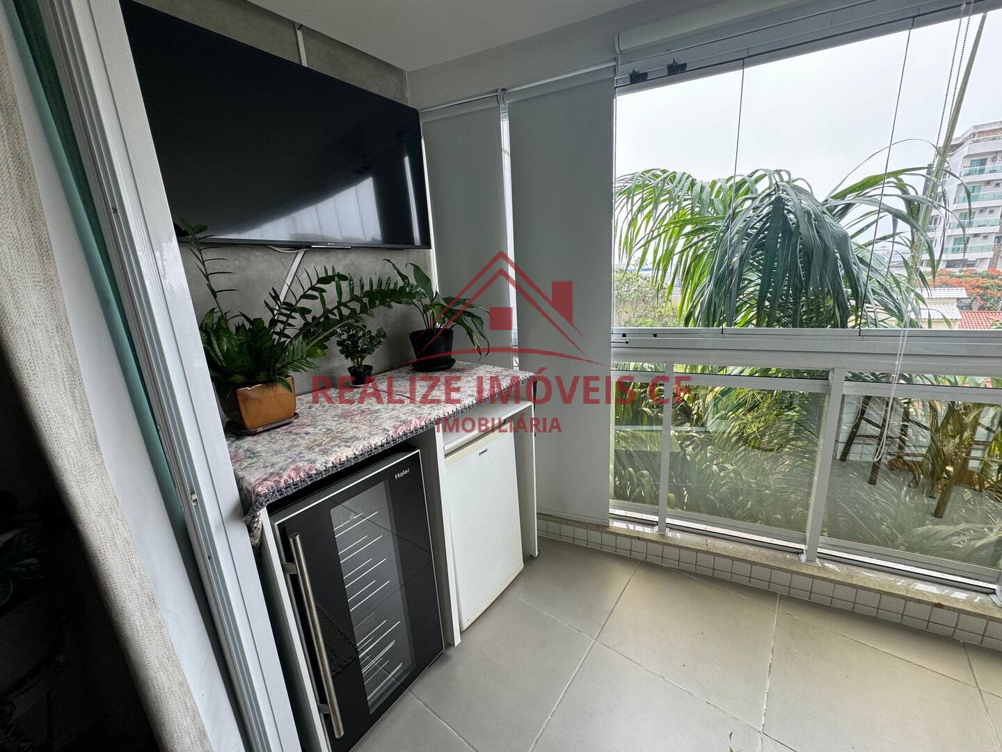 Apartamento à venda com 2 quartos, 85m² - Foto 9