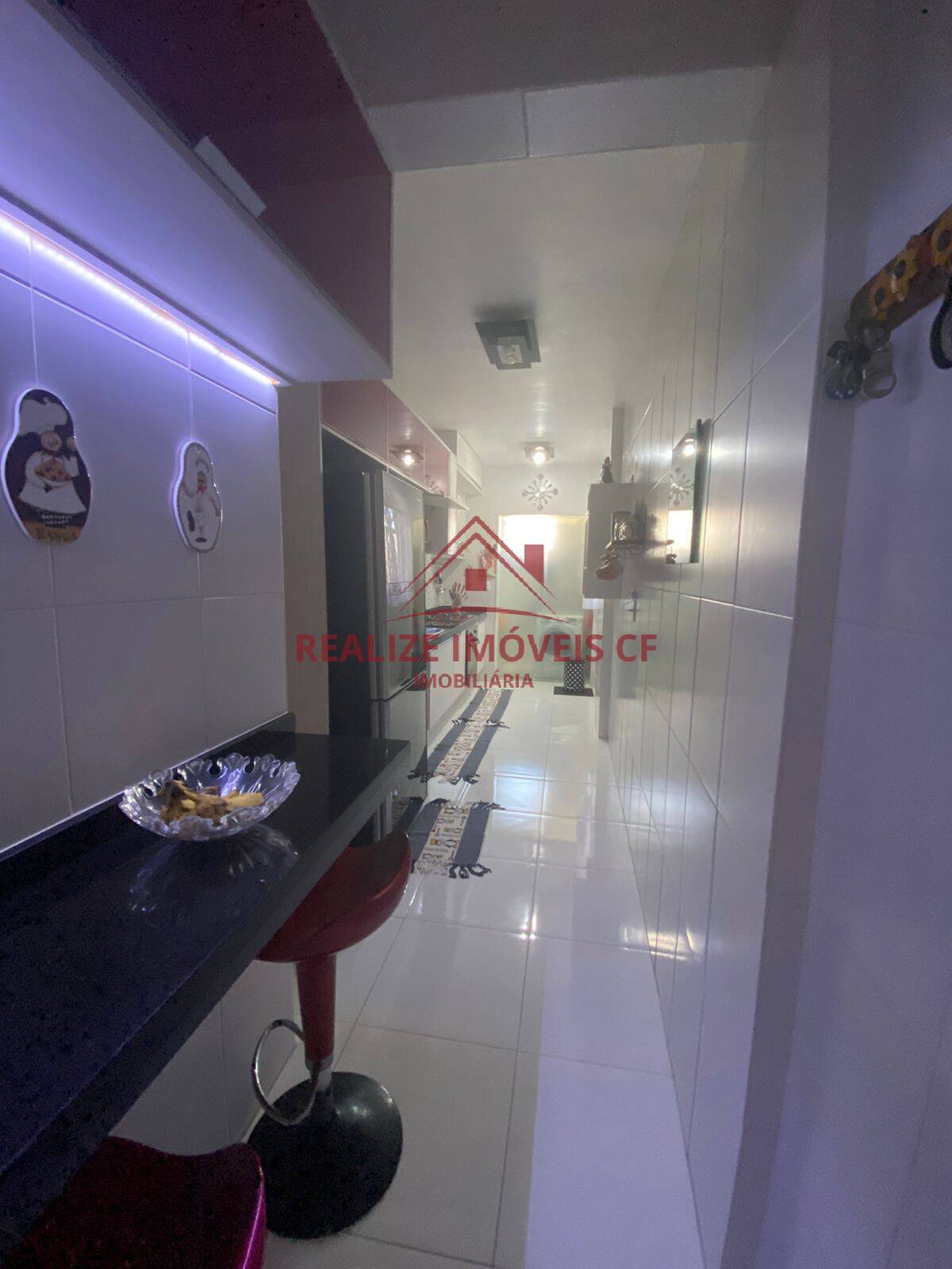 Apartamento à venda com 3 quartos, 143m² - Foto 6