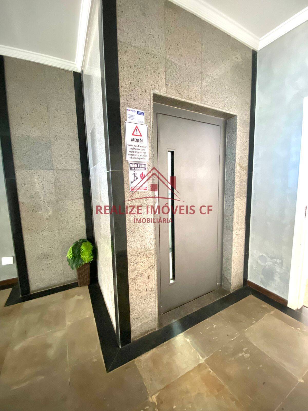 Apartamento à venda com 4 quartos, 142m² - Foto 2