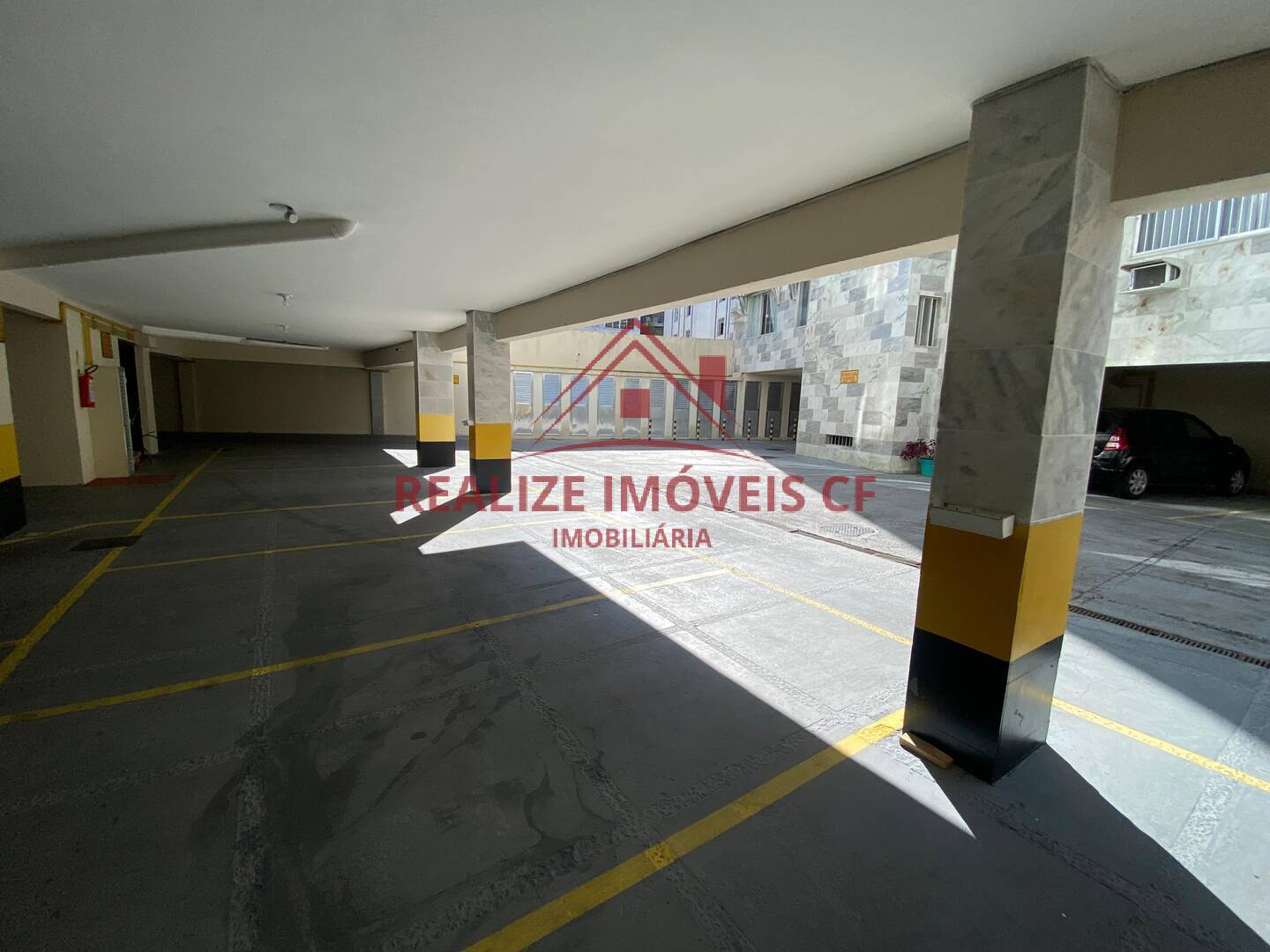 Apartamento à venda com 1 quarto, 60m² - Foto 17