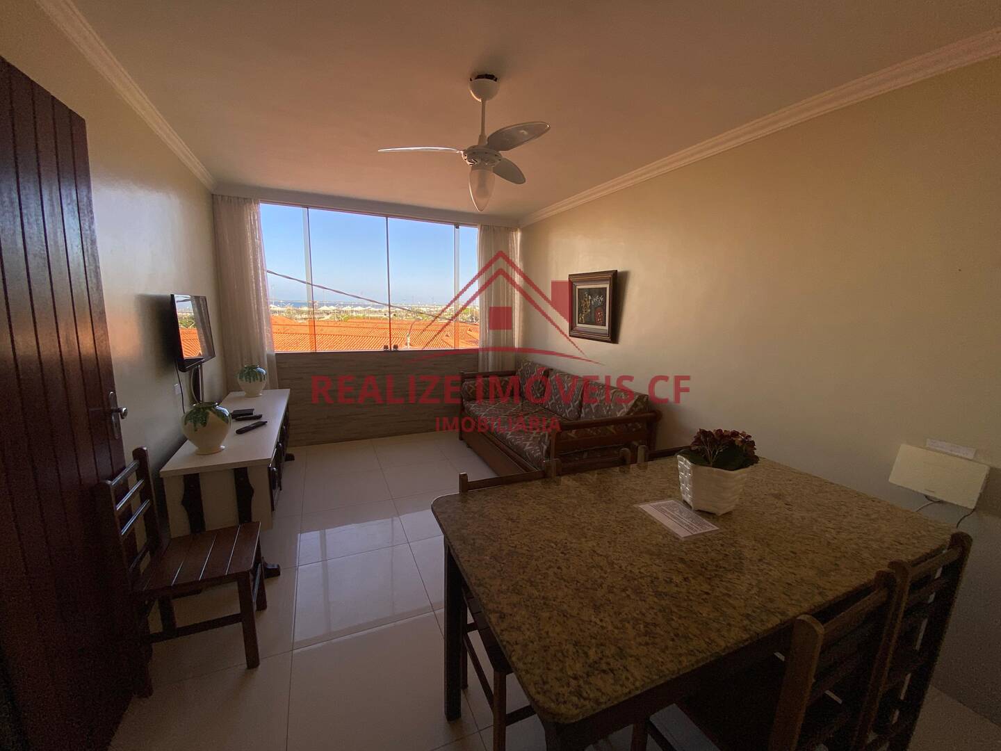 Apartamento à venda com 1 quarto, 60m² - Foto 2