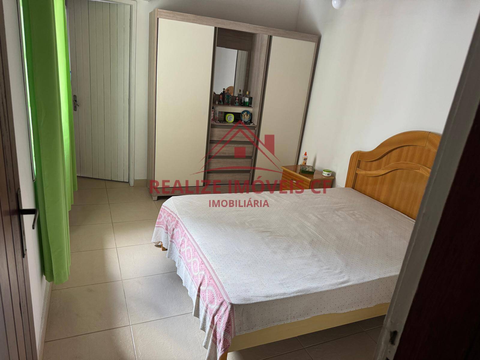 Casa à venda com 3 quartos, 80m² - Foto 17