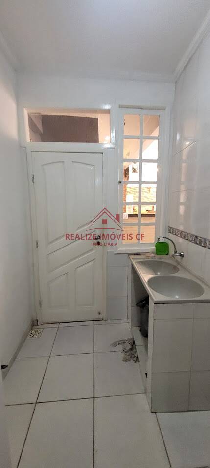 Casa à venda e aluguel com 11 quartos, 360m² - Foto 22