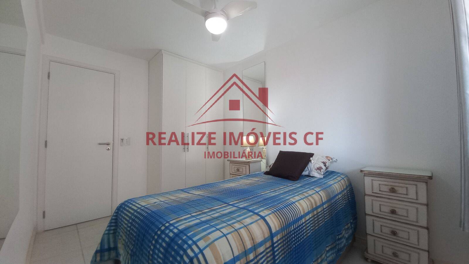 Apartamento à venda com 2 quartos, 60m² - Foto 21