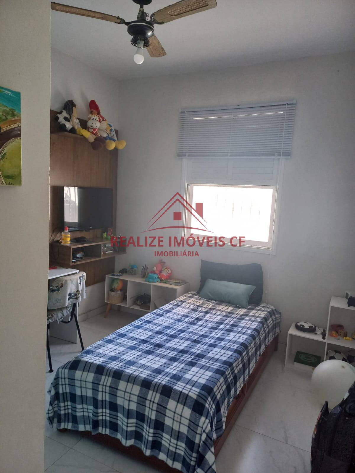 Casa à venda com 4 quartos, 120m² - Foto 17