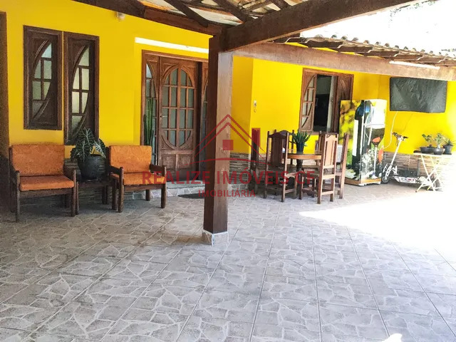 Casa à venda com 2 quartos, 136m² - Foto 2