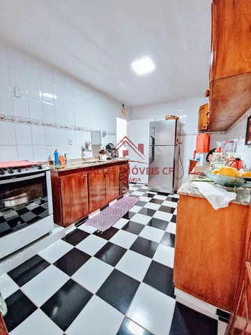 Casa à venda com 5 quartos, 200m² - Foto 7