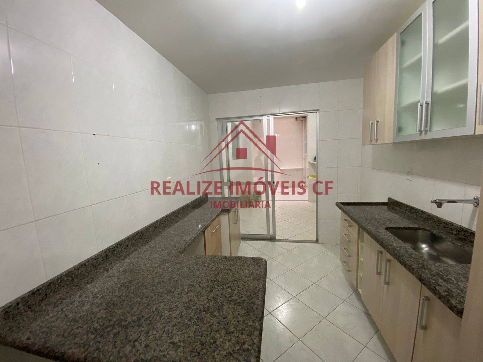 Apartamento à venda e aluguel com 3 quartos, 90m² - Foto 4