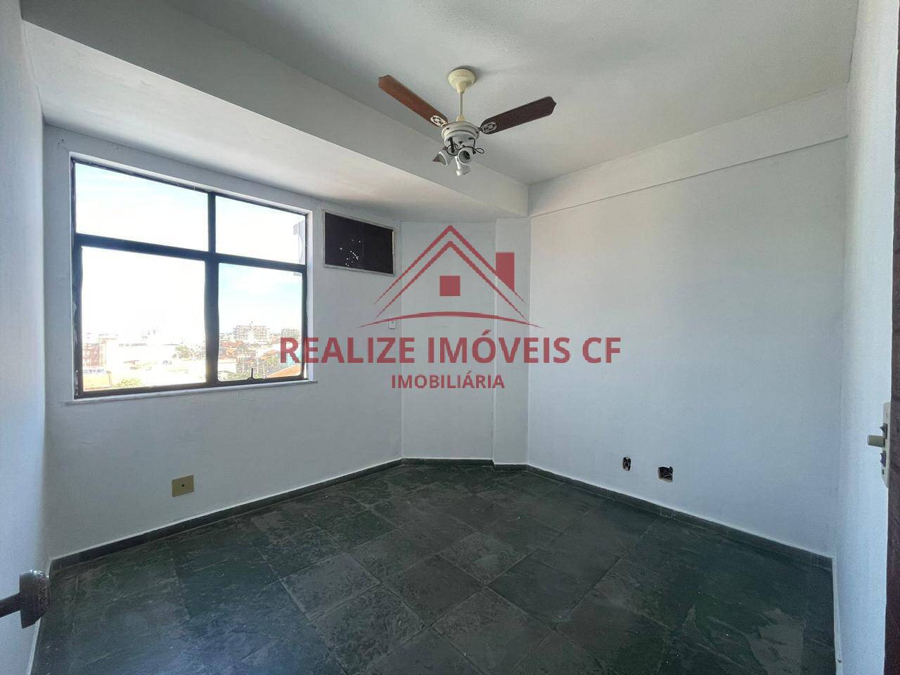 Apartamento para alugar com 2 quartos, 60m² - Foto 12