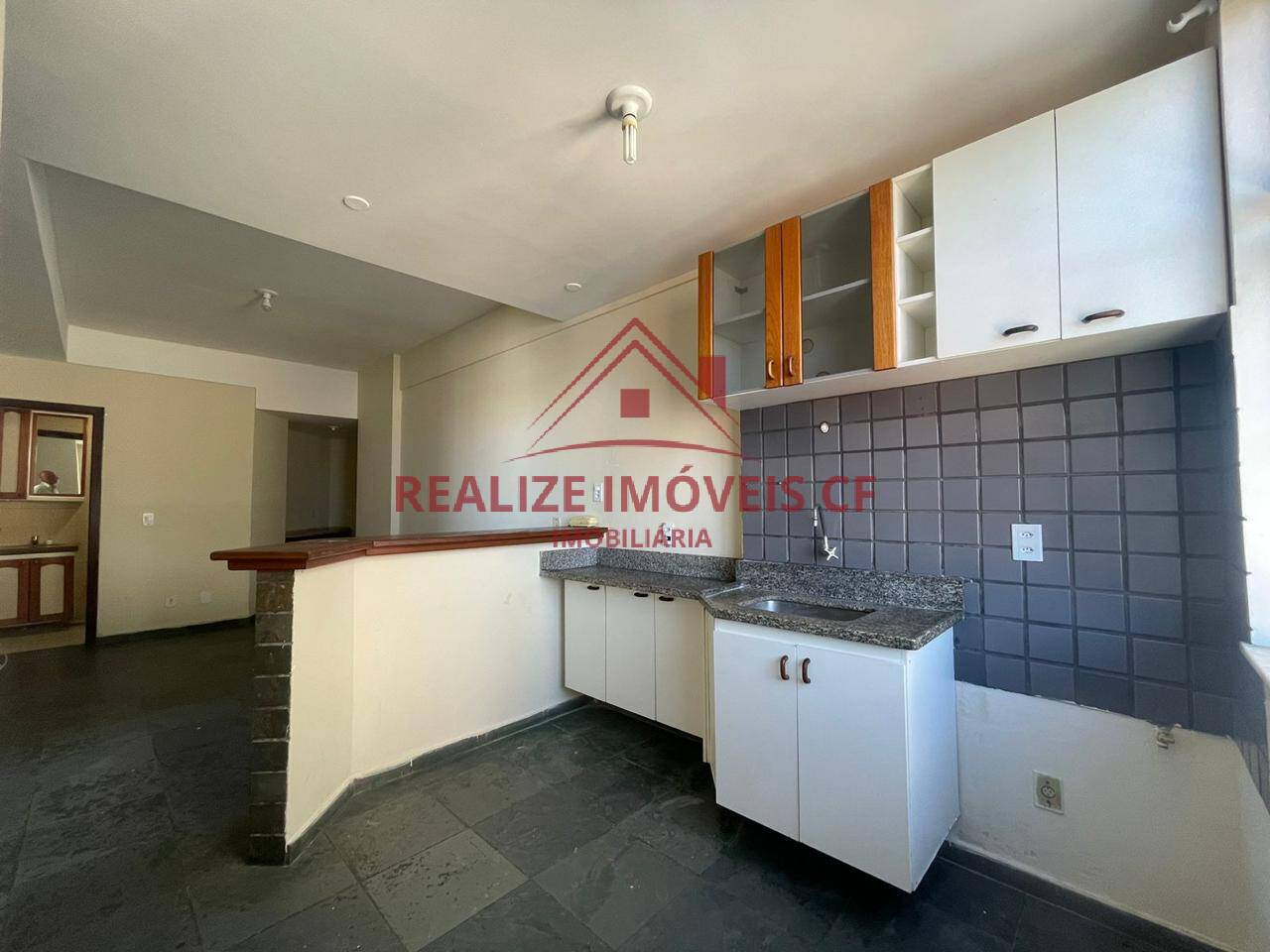 Apartamento para alugar com 2 quartos, 60m² - Foto 4