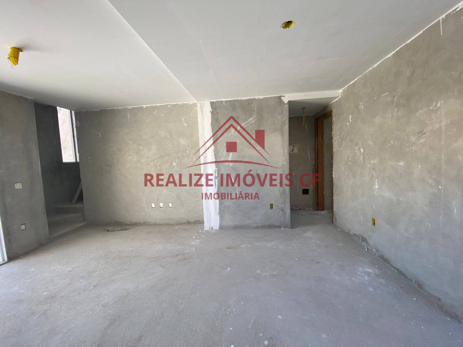 Apartamento à venda com 4 quartos, 140m² - Foto 14