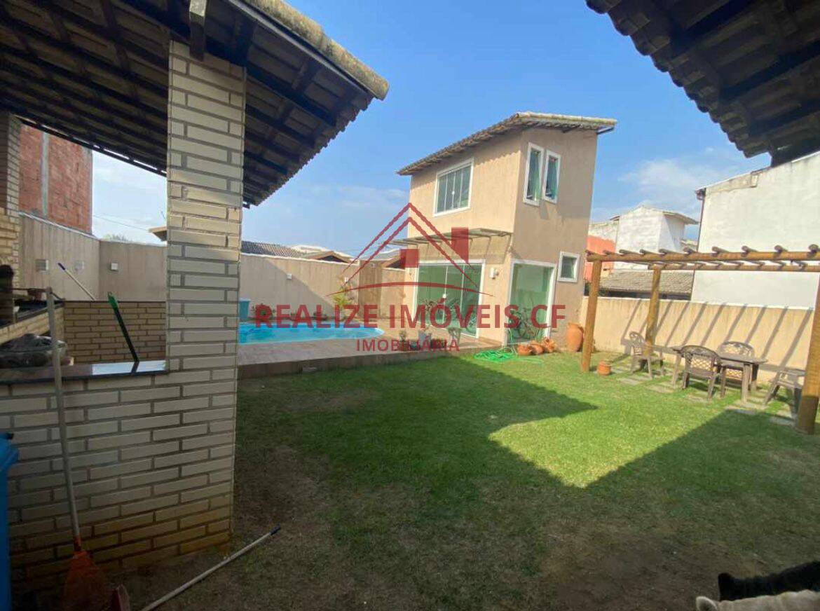 Casa à venda com 4 quartos, 208m² - Foto 4