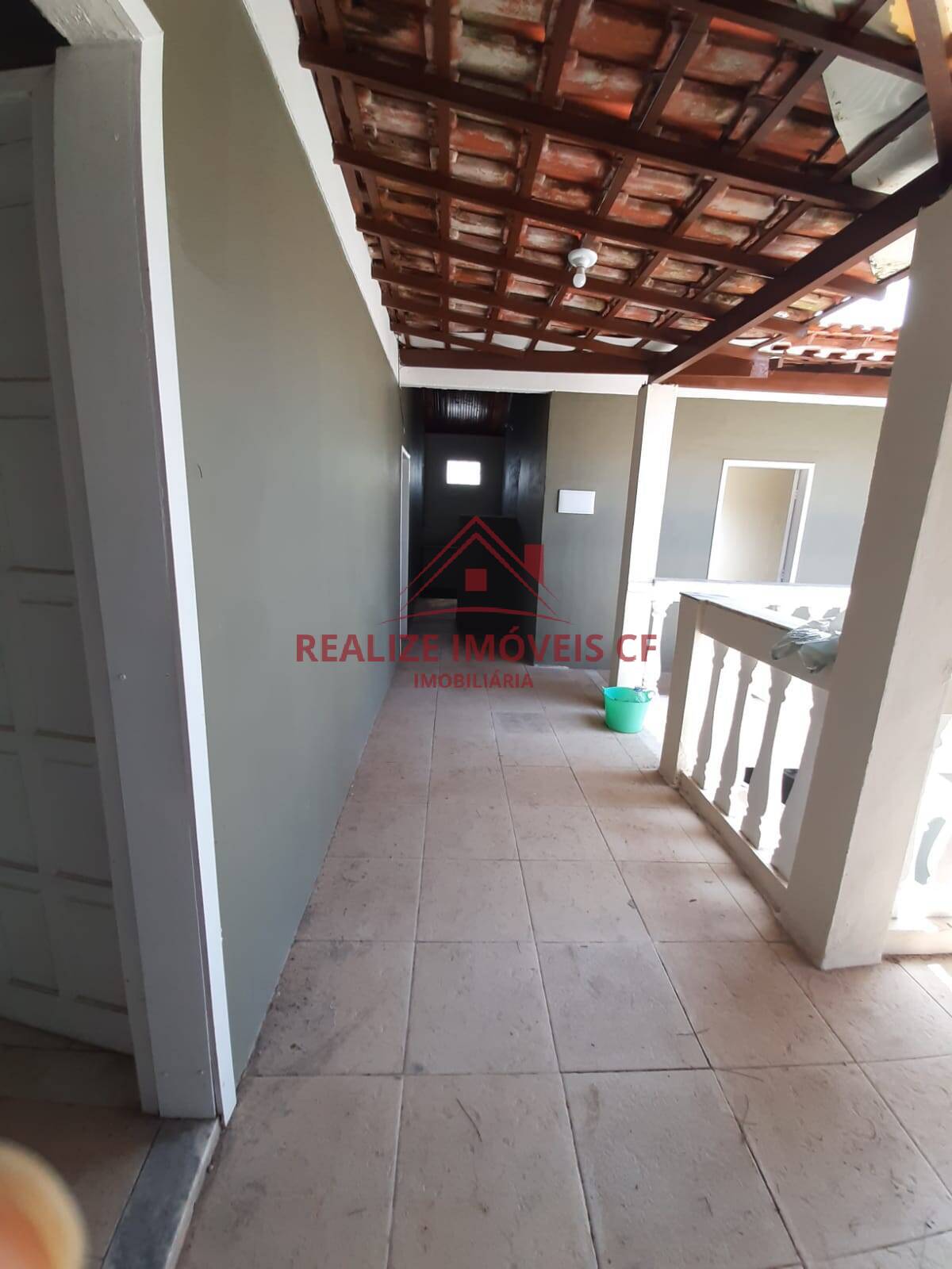 Casa à venda com 9 quartos, 300m² - Foto 24