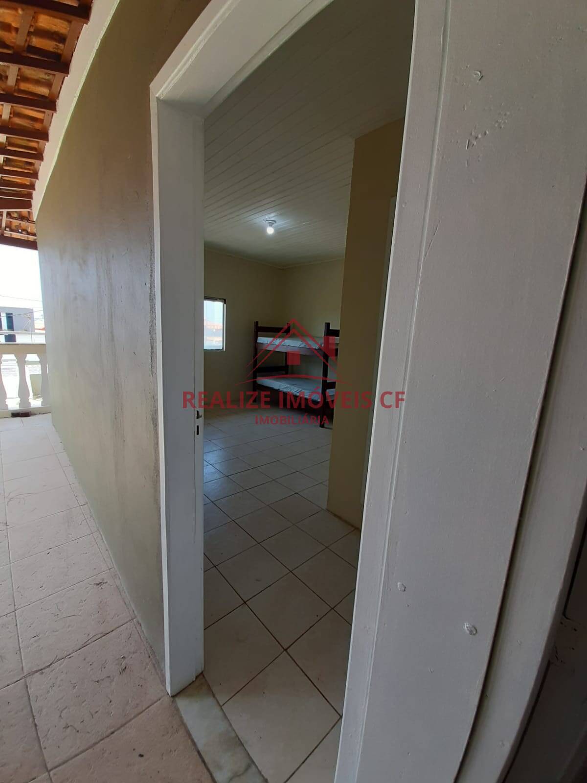 Casa à venda com 9 quartos, 300m² - Foto 5