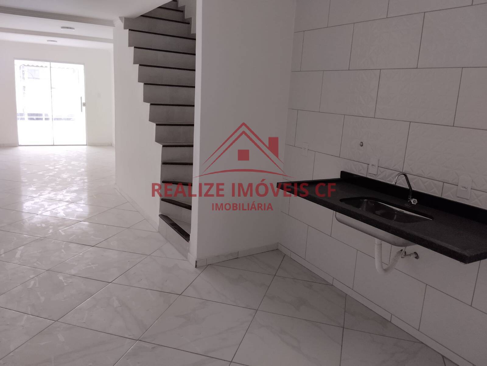 Casa à venda com 3 quartos, 150m² - Foto 14