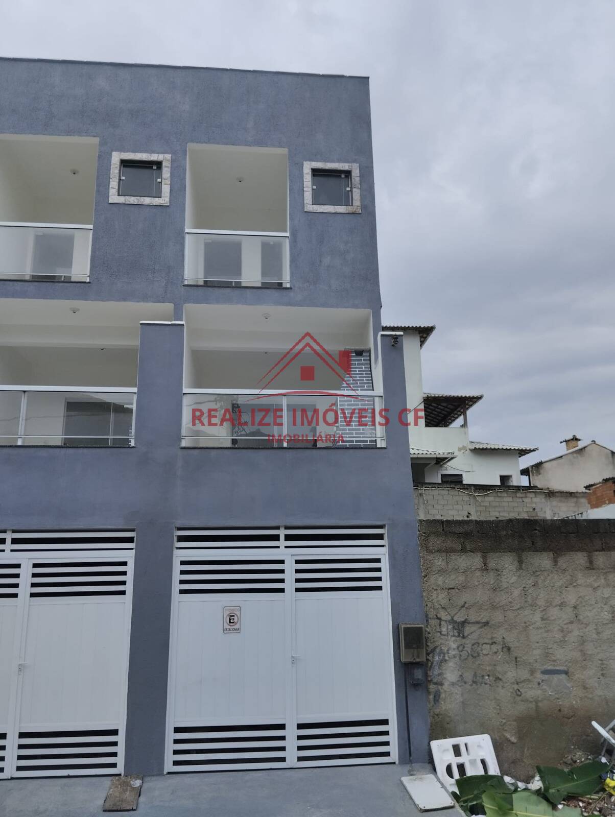 Casa à venda com 3 quartos, 150m² - Foto 1