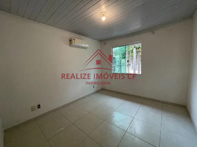 Casa à venda com 2 quartos, 58m² - Foto 13