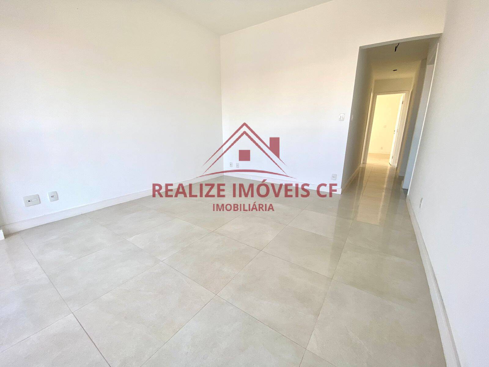 Apartamento à venda com 2 quartos, 80m² - Foto 4