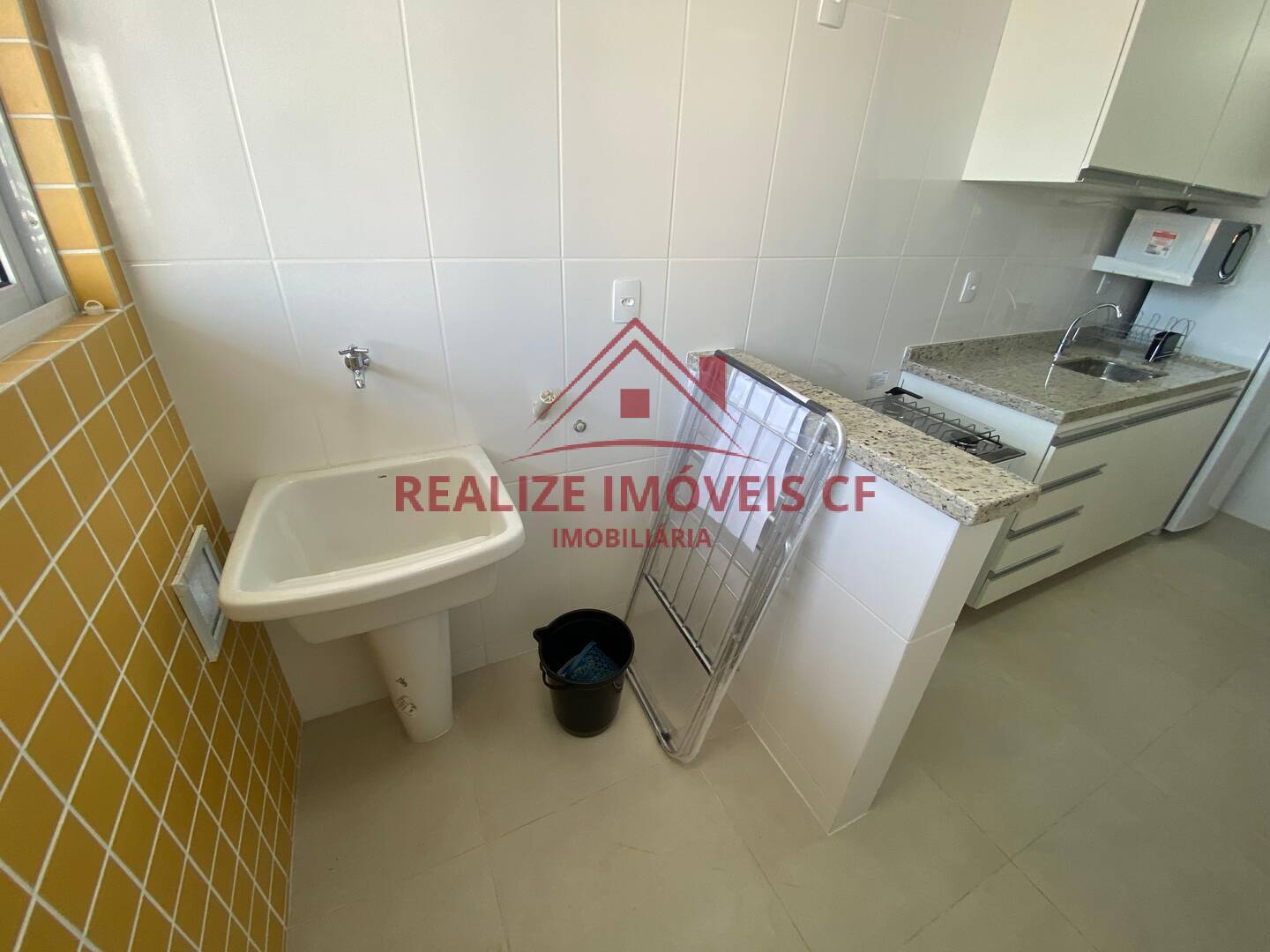 Apartamento à venda com 1 quarto, 60m² - Foto 5