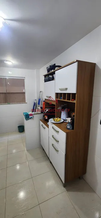 Apartamento à venda com 2 quartos, 70m² - Foto 4