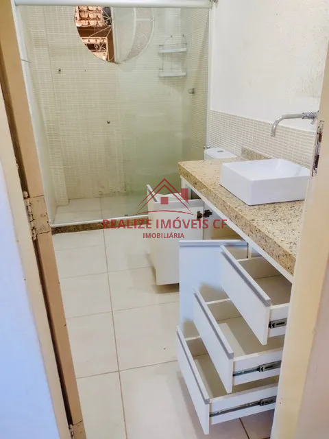 Casa à venda com 5 quartos, 120m² - Foto 8