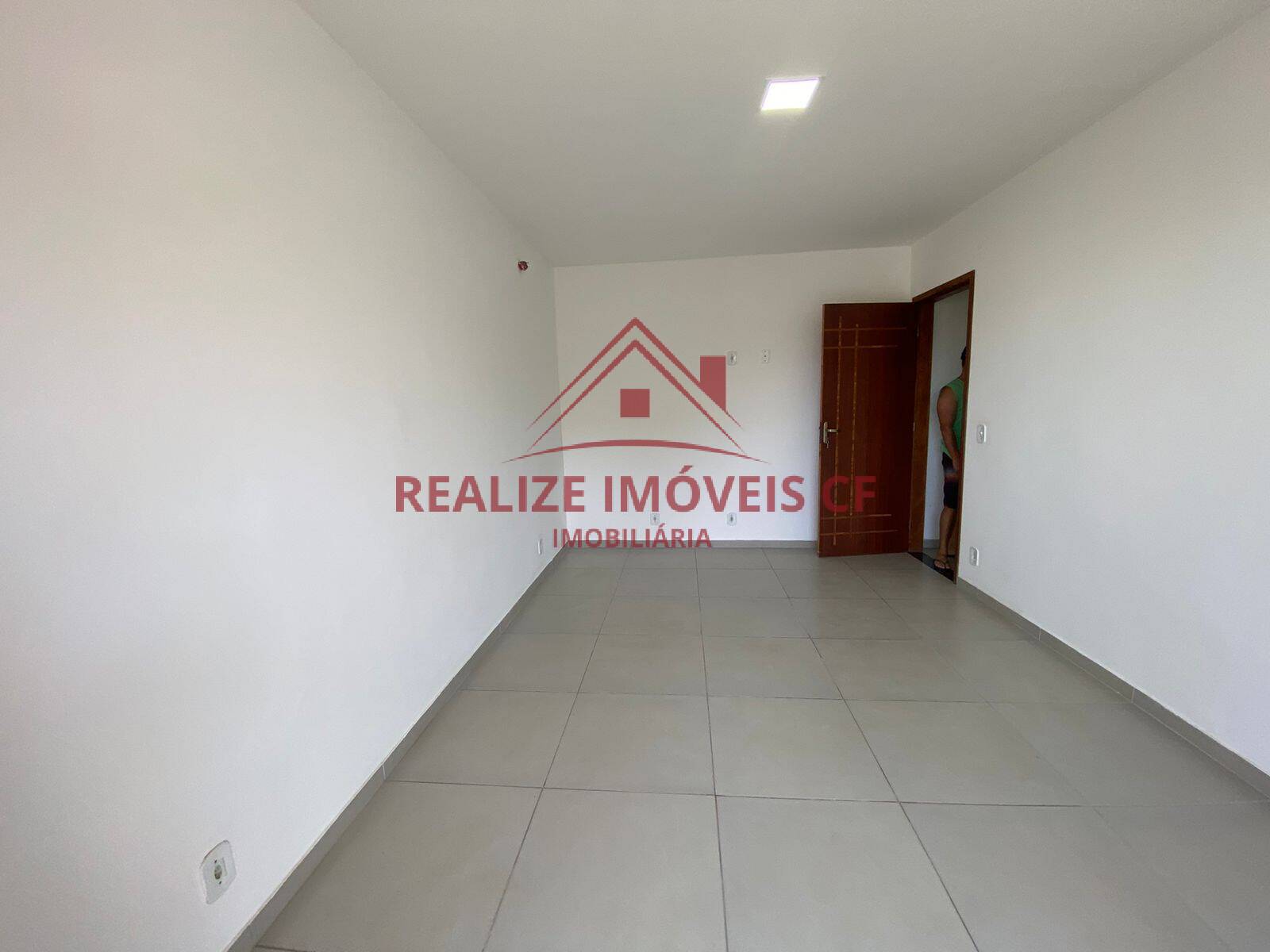 Casa à venda com 2 quartos, 80m² - Foto 16