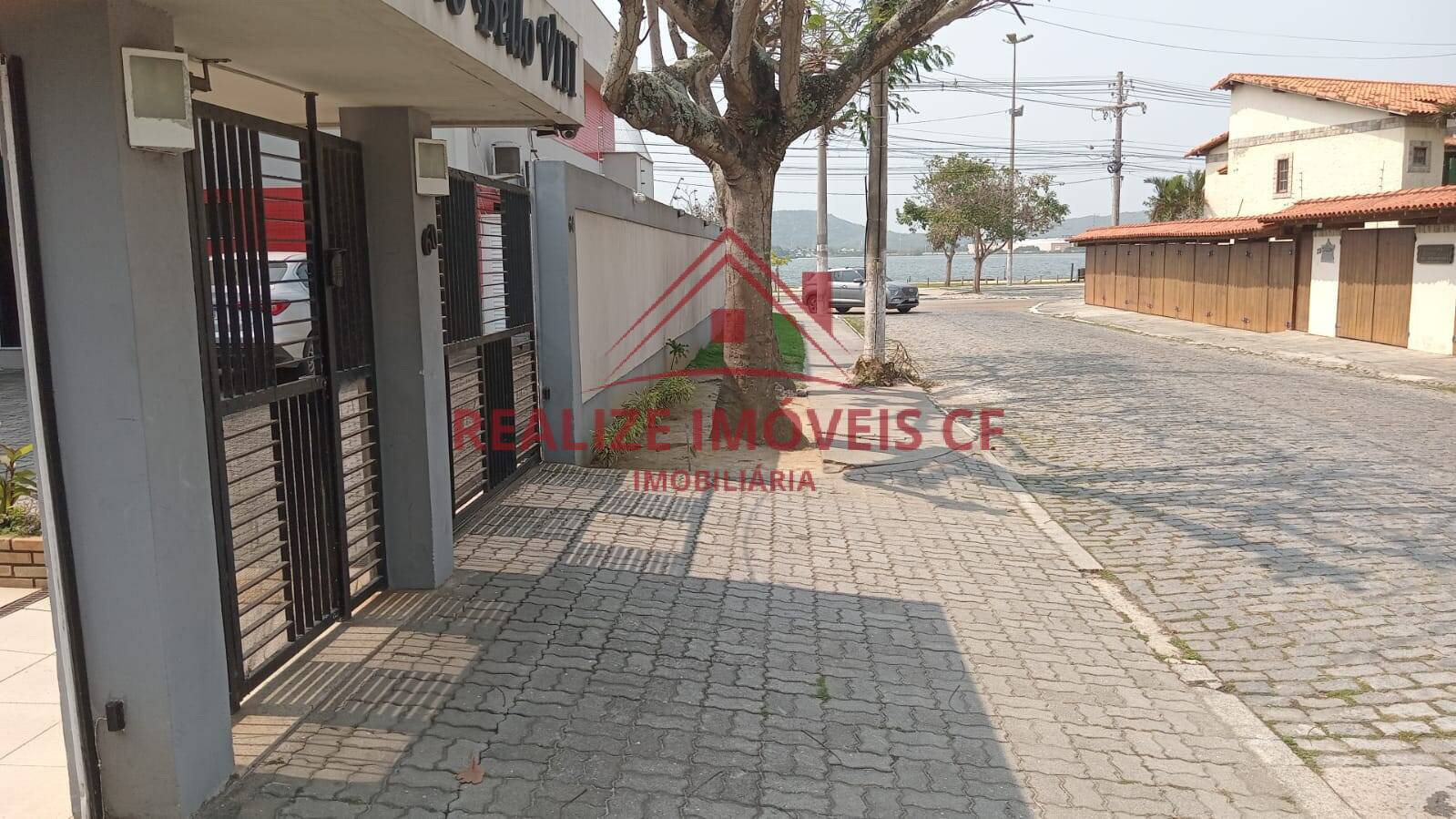 Apartamento à venda com 2 quartos, 90m² - Foto 1