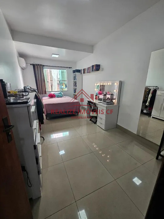 Casa à venda e aluguel com 5 quartos, 200m² - Foto 16