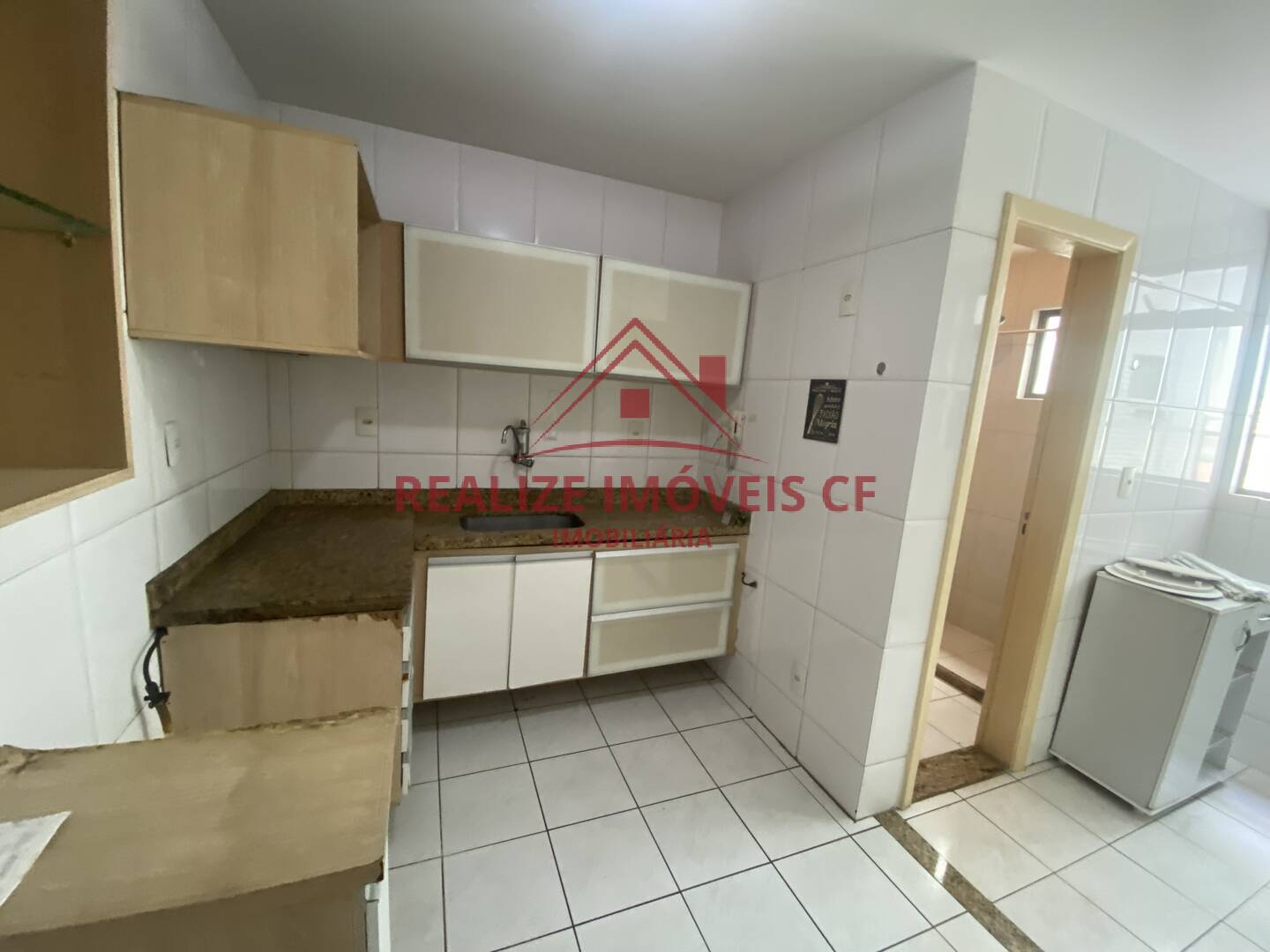 Apartamento para alugar com 3 quartos, 90m² - Foto 13