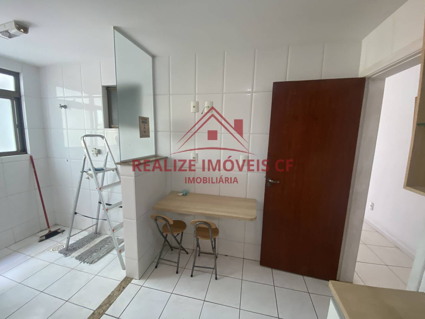 Apartamento para alugar com 3 quartos, 90m² - Foto 11