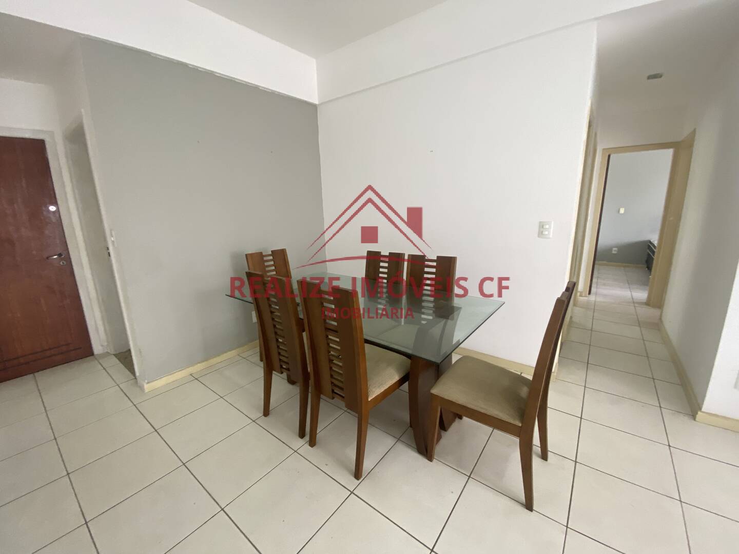 Apartamento para alugar com 3 quartos, 90m² - Foto 2