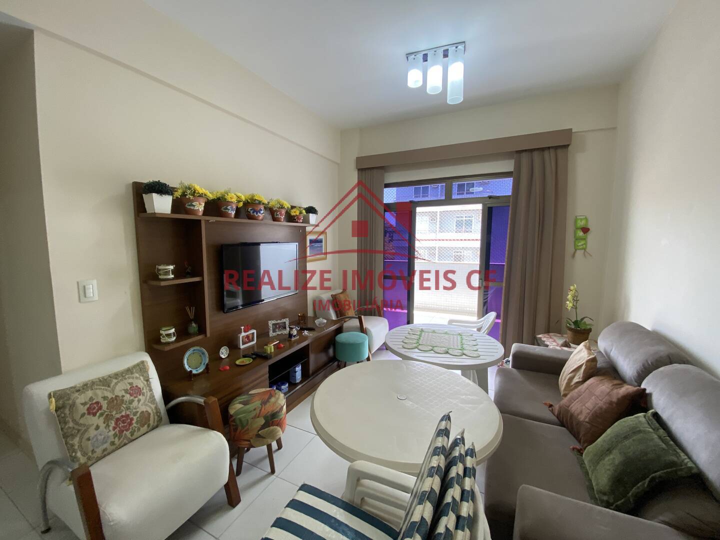 Apartamento à venda com 3 quartos, 90m² - Foto 4